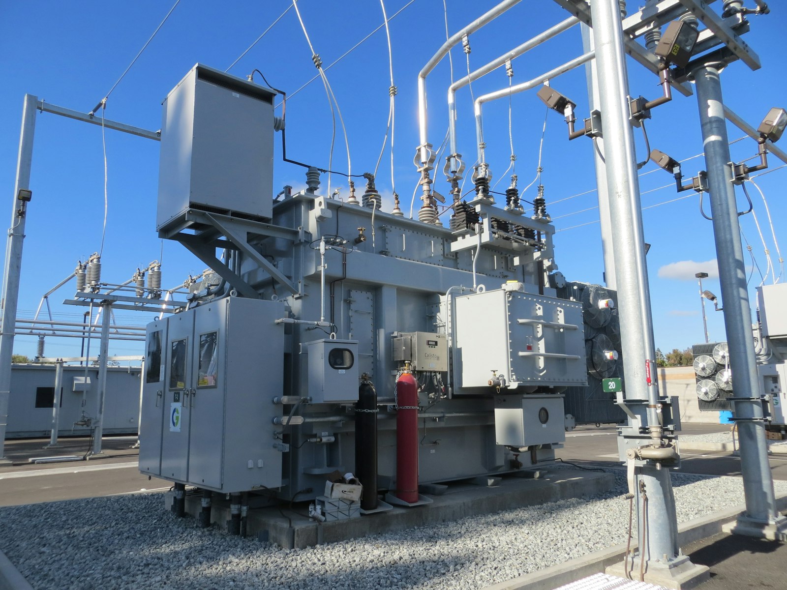 Transformateur de poste électrique haute tension